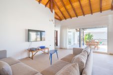 Villa en Caleta de Fuste - HomeForGuest Villa Lobos con Piscina Privada 