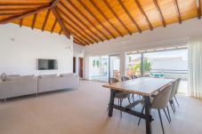 Villa en Caleta de Fuste - Villa Lobos con Piscina Privada - HomeForGuest