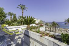 Apartamento en Marbella - Luxury beachfront apartment with private pool in Puerto Banus