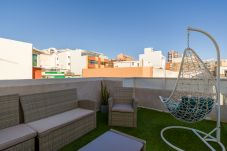 Apartamento en Las Palmas de Gran Canaria - Ático con terraza privada en Mesa y López